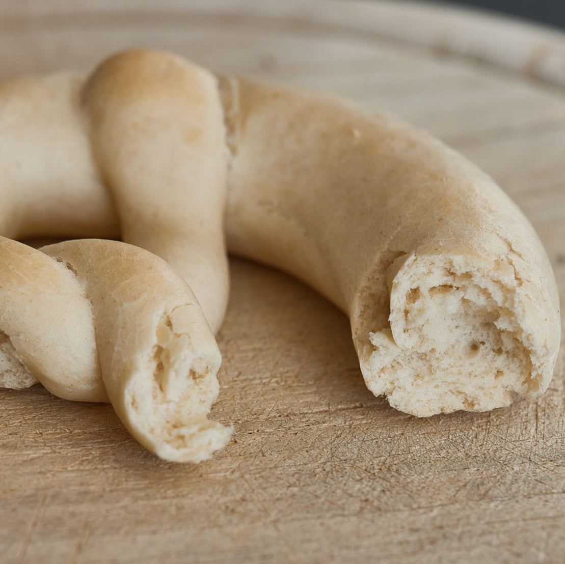 Salzfreie Babybrezel von Lil Lui – weicher, milder Snack für Babys ab 6 Monaten