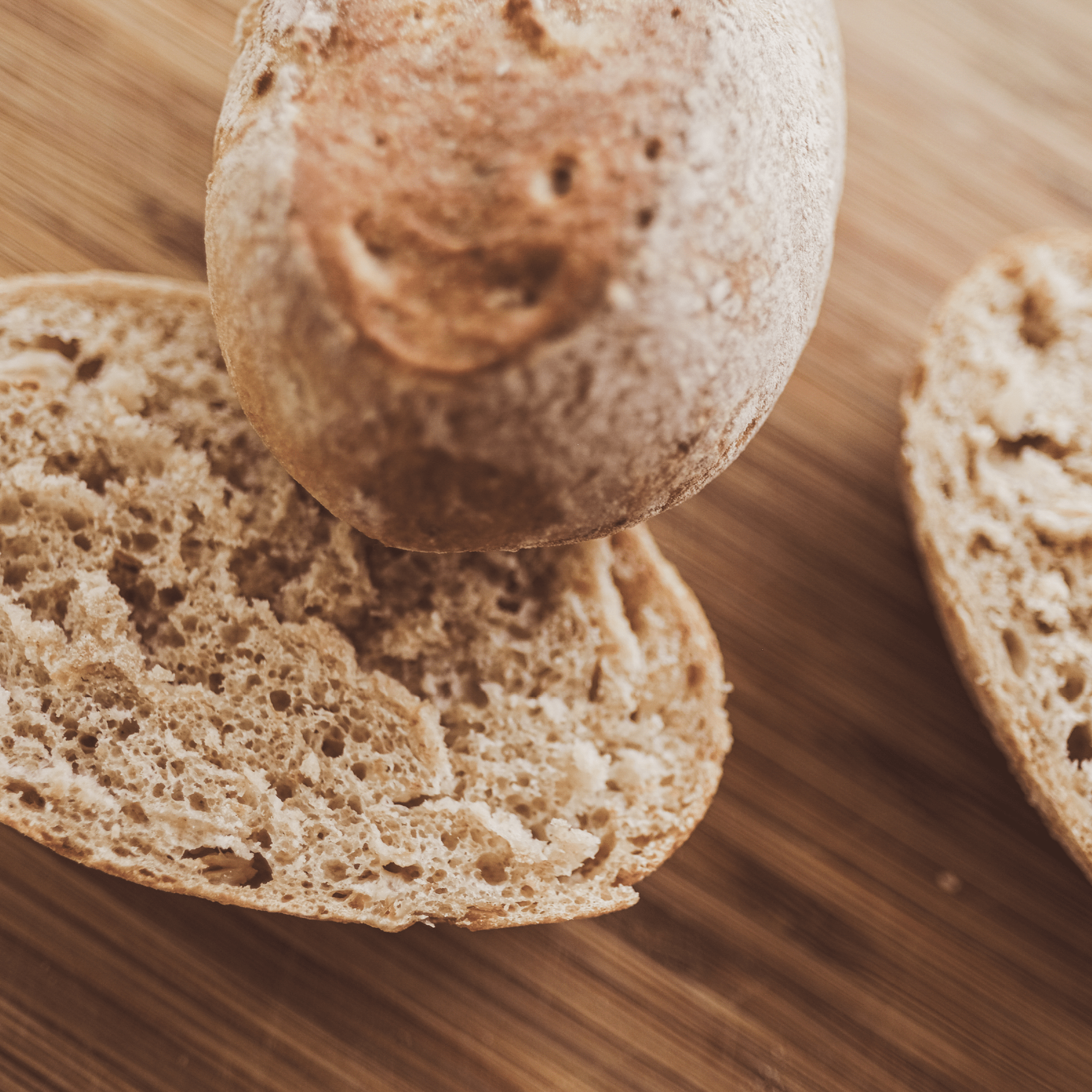 KAMUT DINKELVOLLKORN BRÖTCHEN – mit Weizenkeime, 5er Pack (ohne Salz | ab 6 Monaten) – Baby-Backwaren ohne Salz | Lil Lui
