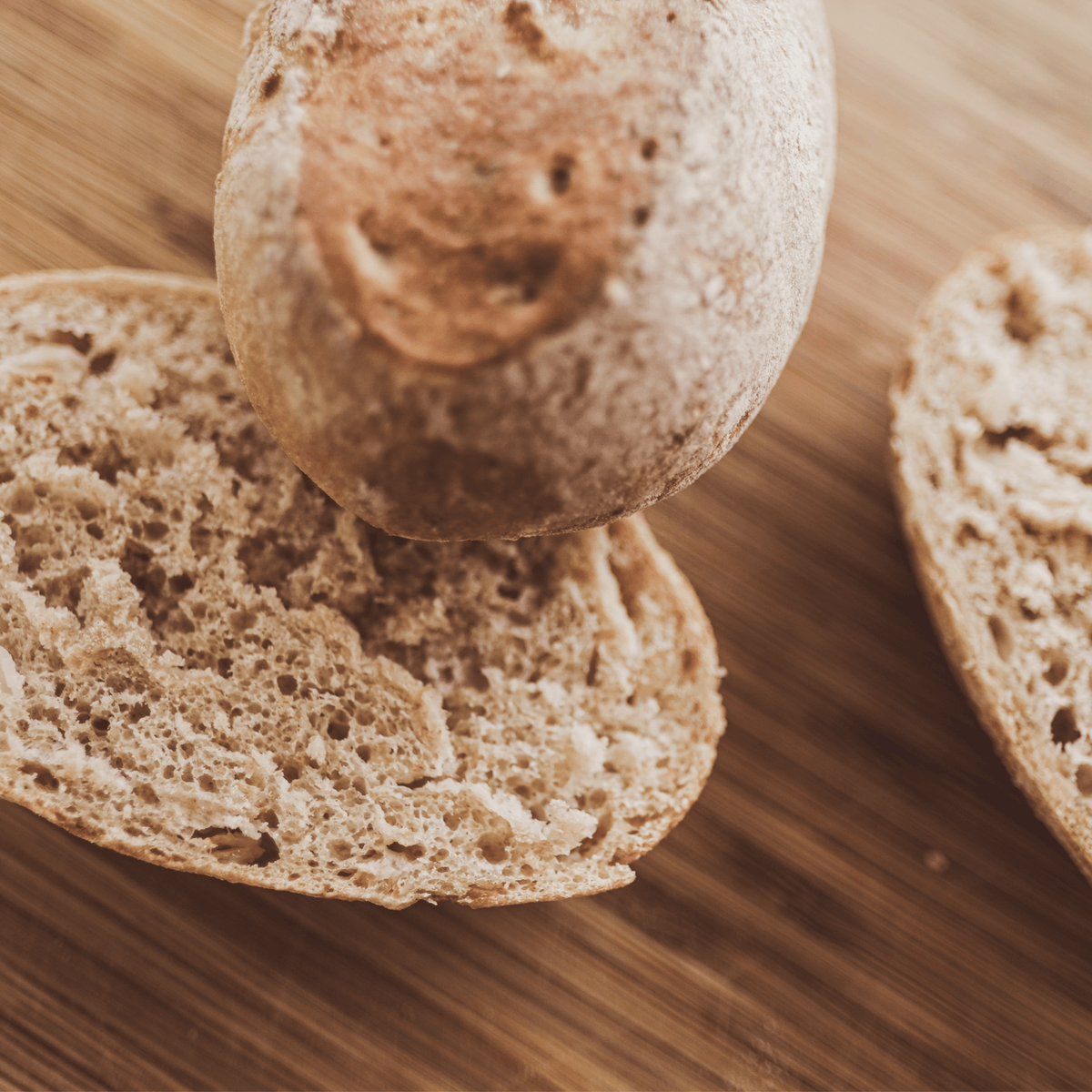 Kamut Dinkelvollkornbrötchen mit Weizenkeimen – 5er Pack (ohne Salz | ab 6 Monaten) – Baby-Backwaren ohne Salz | Lil Lui